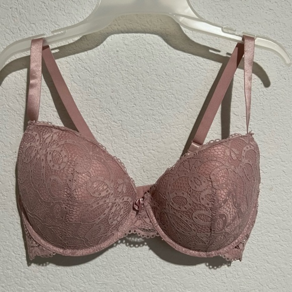 Pink Lace Bra Underwire New  40C
